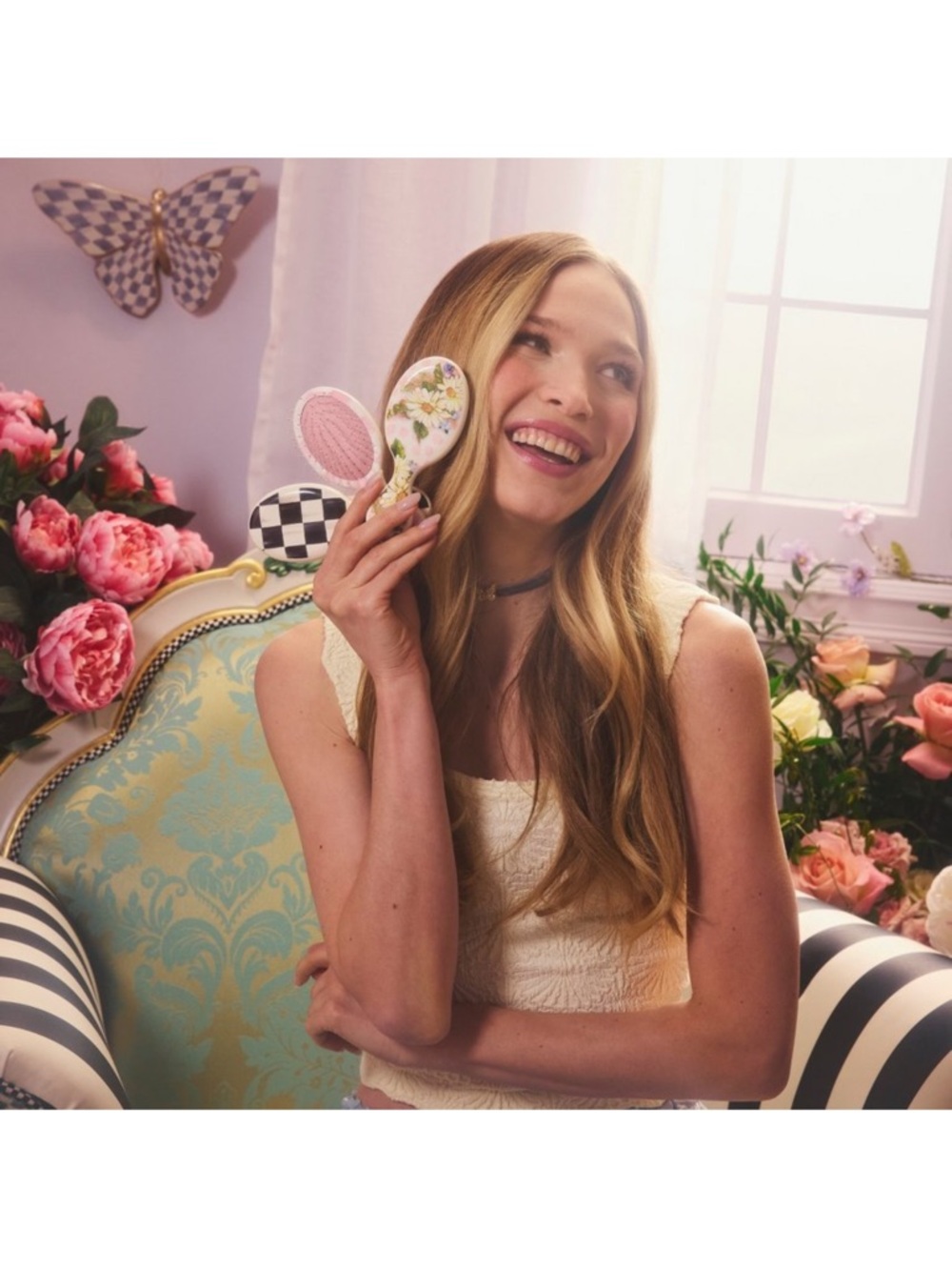 Wet brush x Mackenzie-Childs Mini Detangler White Pink Lavender Spotted Floral - Picture 8 of 16